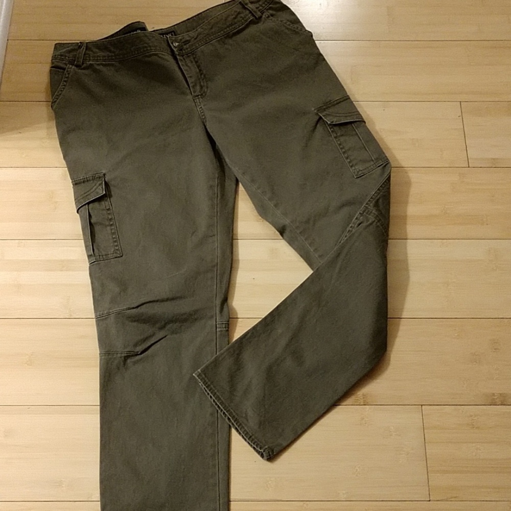 A.N.A Green Cargo pants